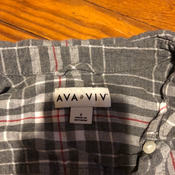 Soft cotton button down - Picture 2 of 3